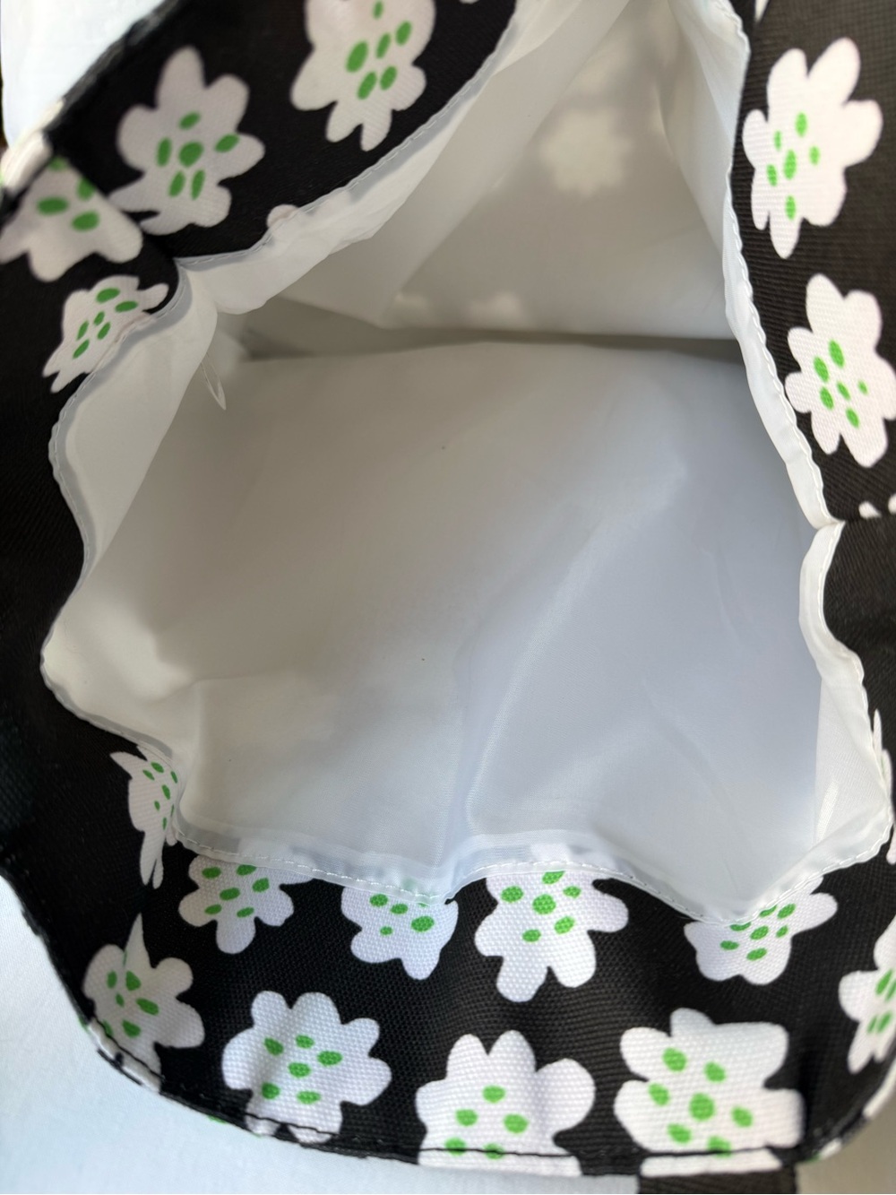 Marimekko Black Tote with White and Green Floral Print - Picture 3 of 7